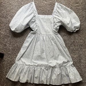 SOLD GB XS white dress with blue dots   Puff sleeves   And ruffles
